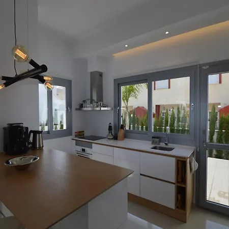 With Garden & Roof Deck *