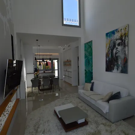 Villa With Garden & Roof Deck Ciudad Quesada