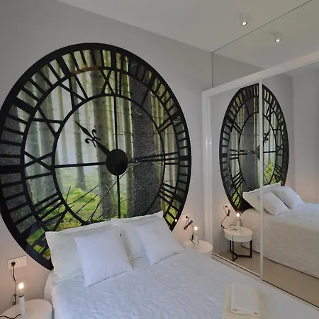 With Garden & Roof Deck