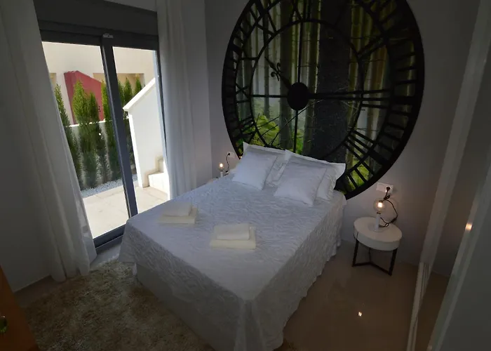 With Garden & Roof Deck *